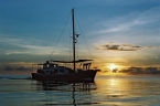 MV Ocean Hunter 1 88316967_oceanhunterisunset640 Liveaboards 88316967_oceanhunterisunset640.jpg